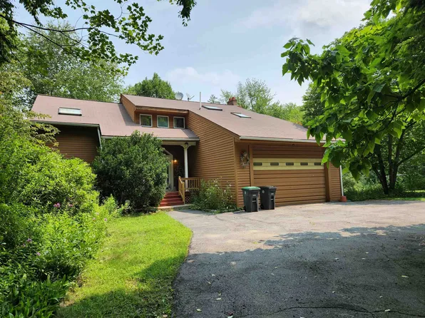 15 Casey Drive, Hooksett, NH 03106