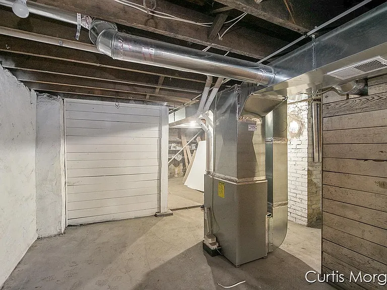 1035 Chatham St NW — Photo 23