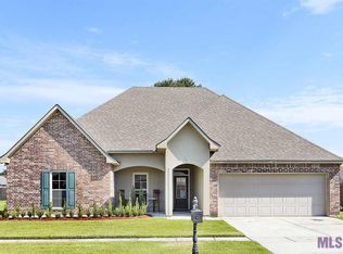 2211 Zelmere St, Zachary, LA 70791