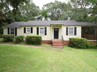 1004 Auburn Dr W, Mobile, AL 36618
