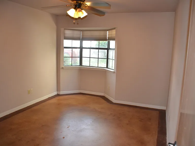 1510 W North Loop Blvd #712 — Photo 19