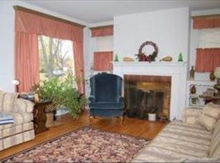 120 N Weston Ave, Elgin, IL
