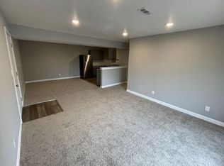 605 Meadowbrook APT 204, Warrensburg, MO 64093