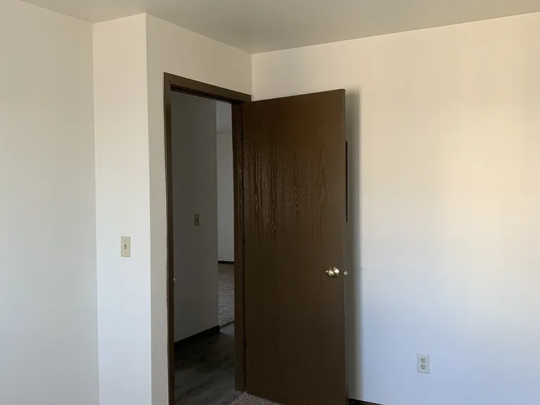 717 Milwaukee Ave #9 — Photo 8