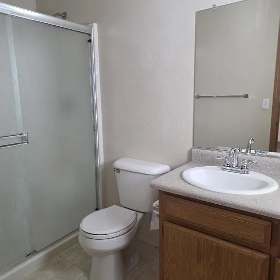 810 SW Oak St — Photo 9