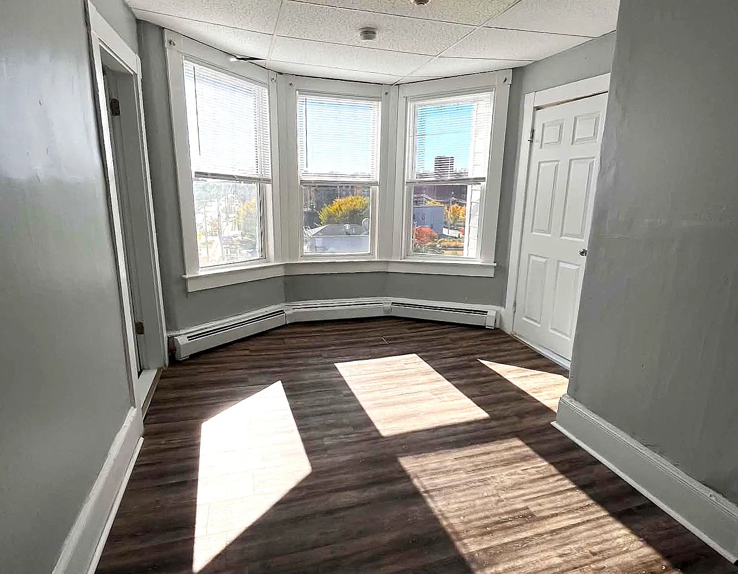 69 Lincoln St — Photo 3