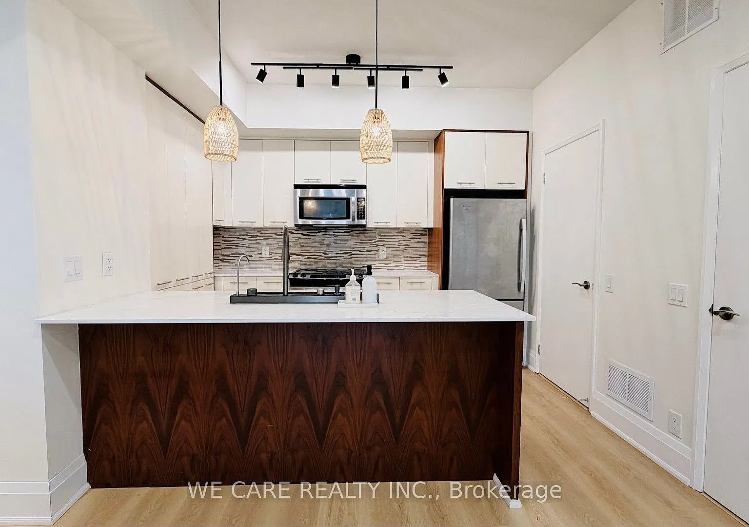 4 bed, $3,700 — Photo 3