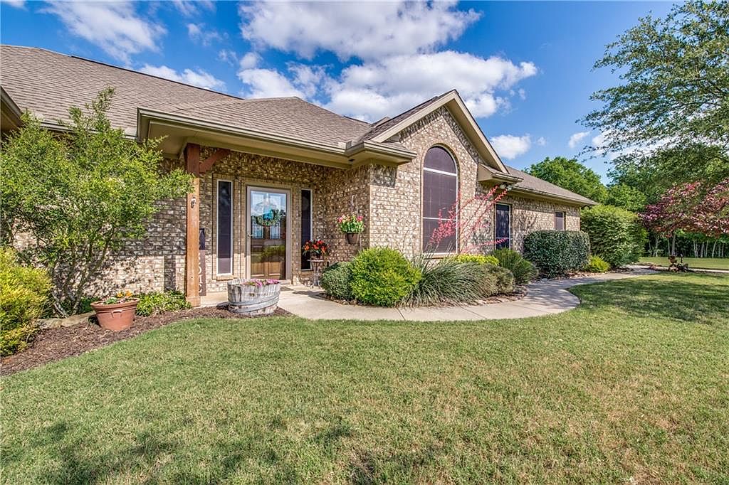 285 Pecan Hollow Cir, Anna, TX 75409 Zillow