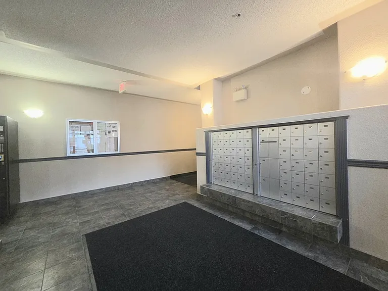155 Edwards Dr SW #117 — Photo 3