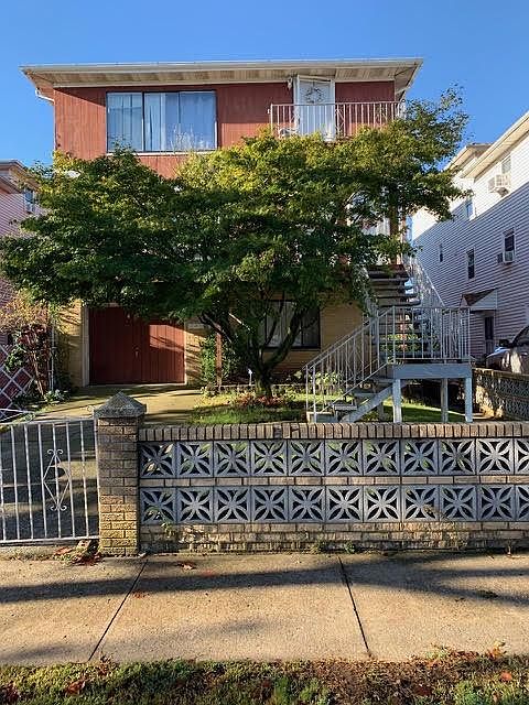 1st image of 454 Jefferson Ave