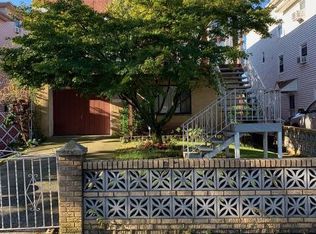 454 Jefferson Ave, Staten Island, NY 10306