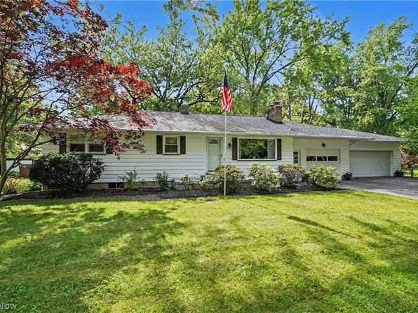 5035 New Rd, Youngstown, OH 44515