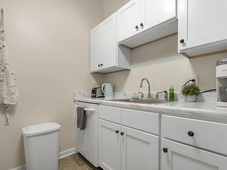 2203 Sandpiper St — Photo 10
