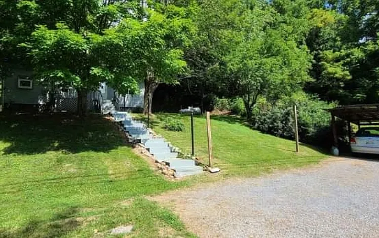 1811 Gap Creek Rd — Photo 1