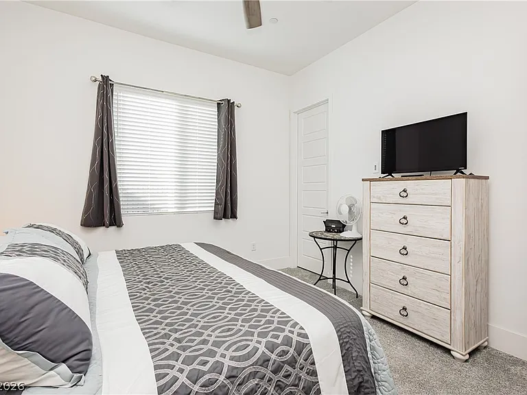 322 Natoire Ct — Photo 64
