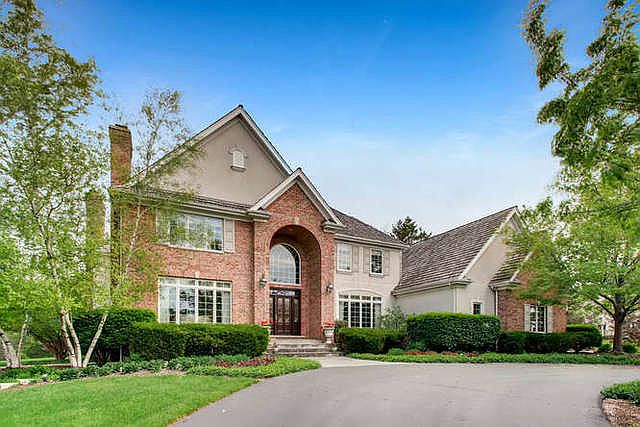 1st image of 14 Greenbriar Ln