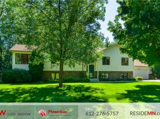 5740 Pineview Ln N, Plymouth, MN 55442