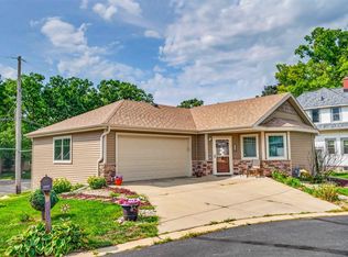 2004 Butler Ct, Middleton, WI 53562