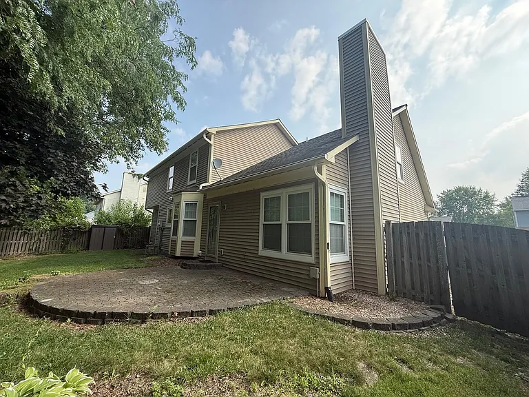 7574 Allenwood Ct — Photo 19