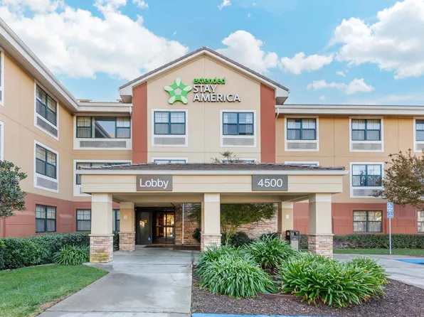 Dublin - Hacienda Dr., 4500 Dublin Blvd, Dublin, CA 94568