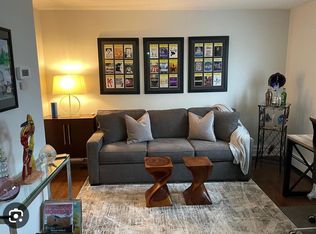 54 Henry St, Kings Park, NY 11754