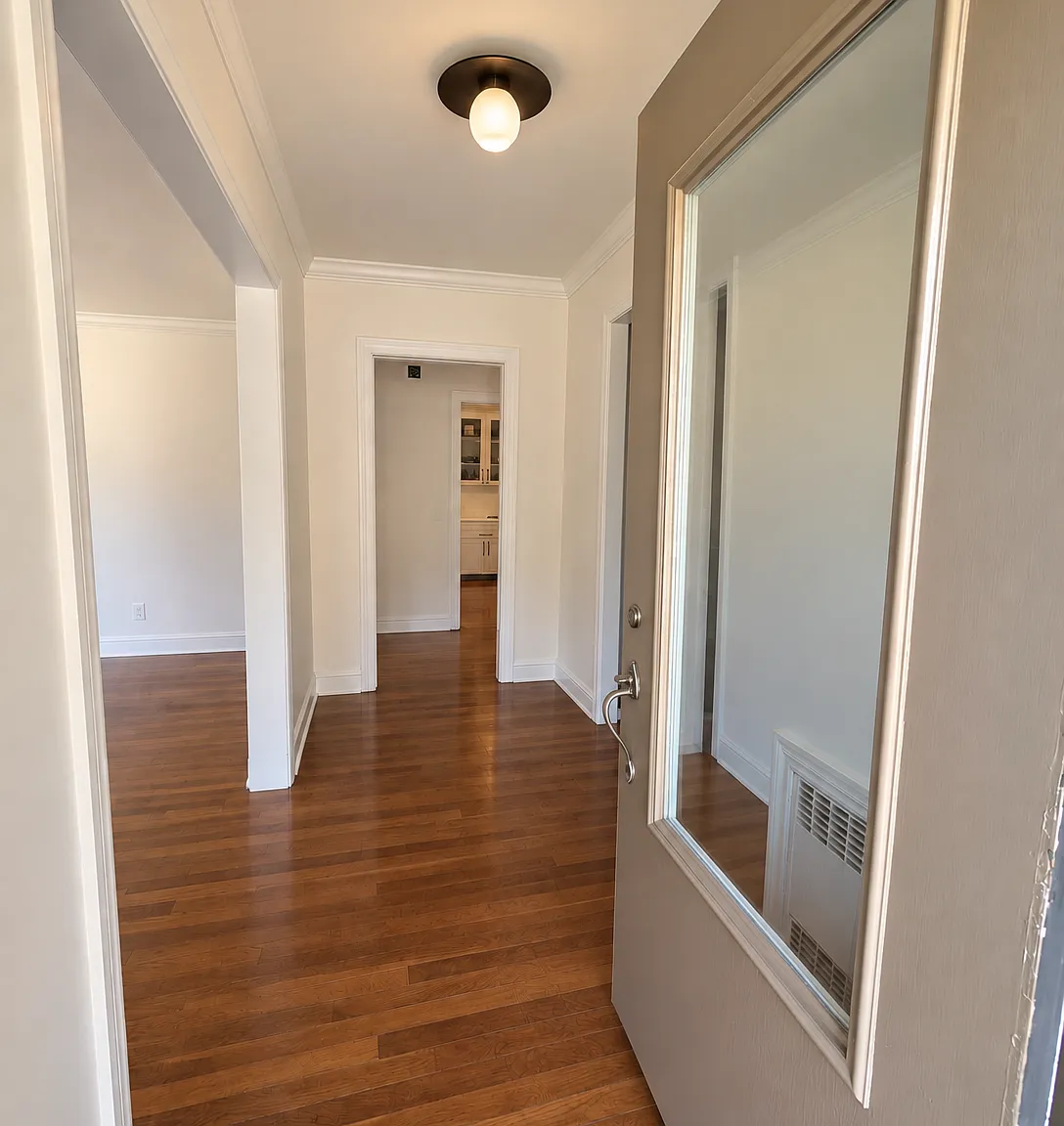 3 bed, 1640 sqft, $1,950 — Photo 2