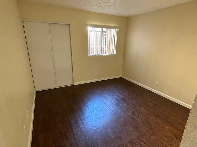 2573 Ulric St #14 — Photo 6