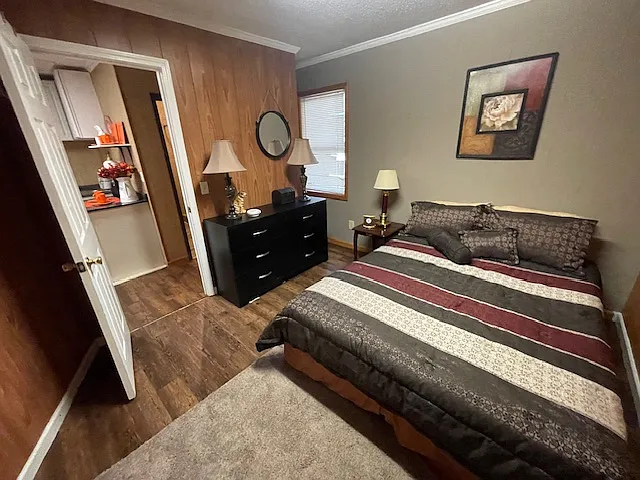 3 bed, 1.0 bath, $1,334 — Photo 3