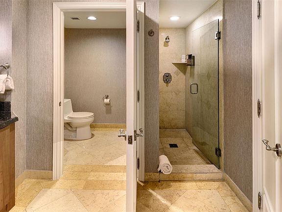 4th image of 601 N Ft Lauderdale Bch Boulevard #905