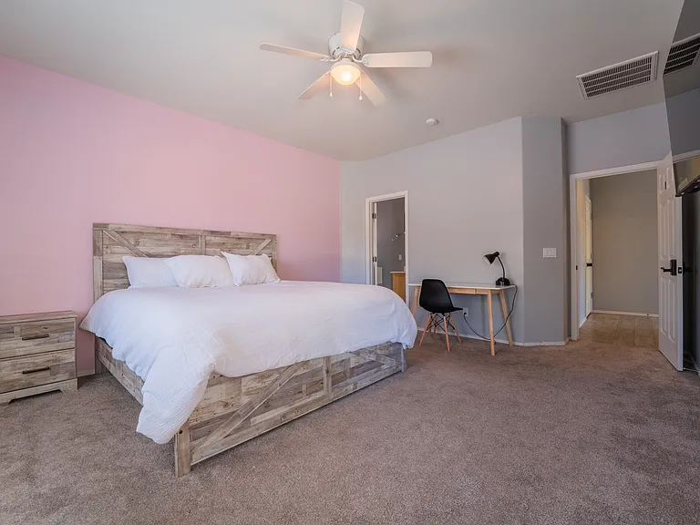 2313 N Presidential Dr — Photo 7