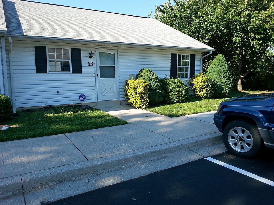 Front door/parking