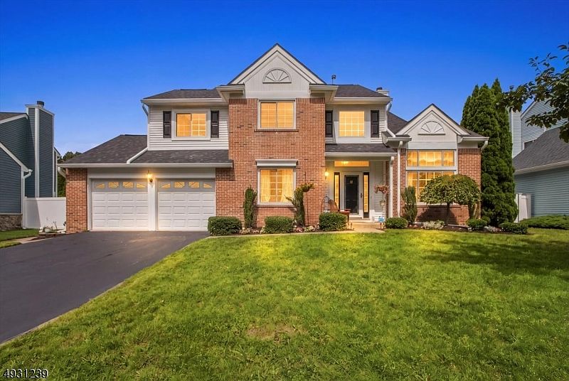 1st image of 12 MANSFIELD WAY