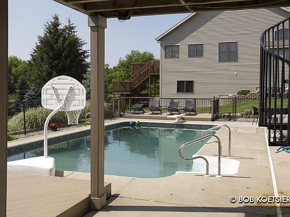 5th image of 7735 Thornburst Ct SE