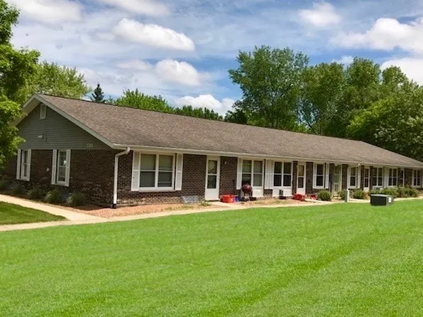 510 24th Street NE, 510 24th St NE #2b, Menomonie, WI 54751