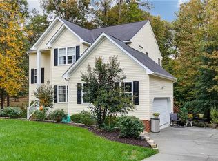 9223 Oak River Dr W, South Chesterfield, VA 23803
