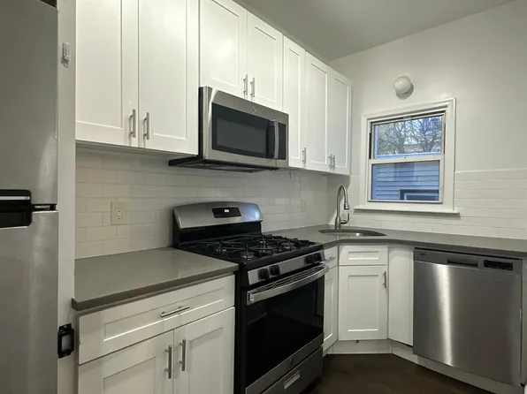 23-58 33rd Street image 2 of 16