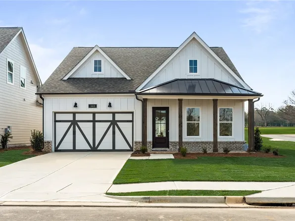 305 Tundra Swann Ln, Auburn, AL 36832