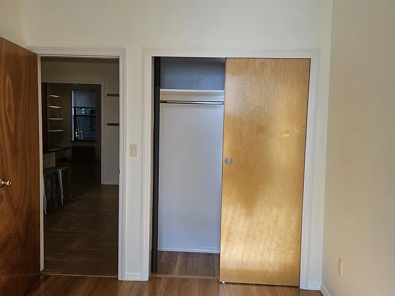 157 Newel St #1 — Photo 9