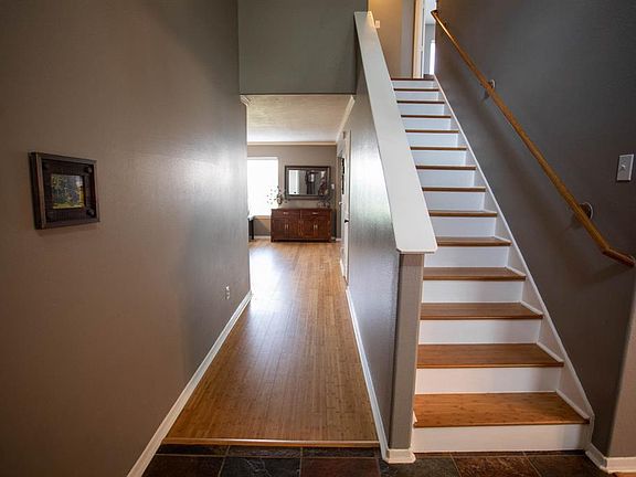4th image of 2145 Piney Wood Dr