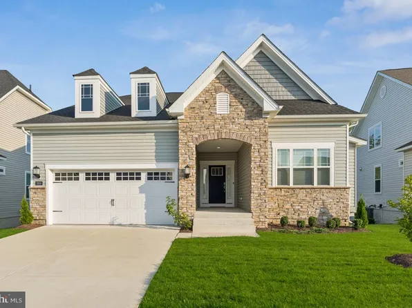 3958 Katmai St, White Plains, MD 20695