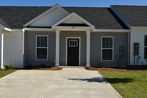526 Hardy Point Photo 1