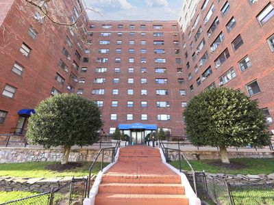 6515 Blvd East APT 1A, West New York, NJ, 07093