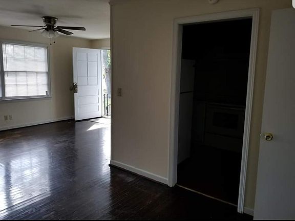 3rd image of 1604 E Park Ave #A