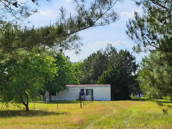262 Rodeo Dr, Eutawville, SC 29048