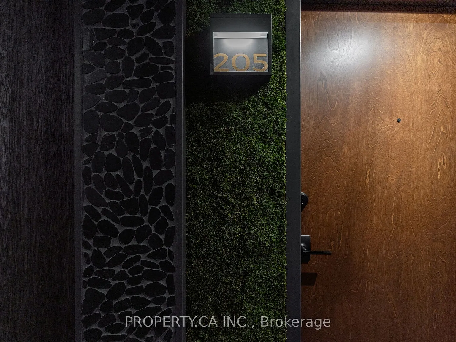 1 bed, $2,100 — Photo 3