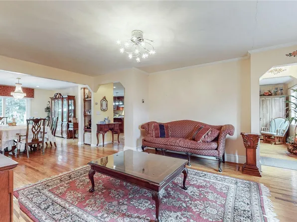 74 Elaine Terrace, Yonkers, NY 10701