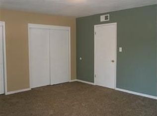 637 Tully Rd APT F, Modesto, CA 95350