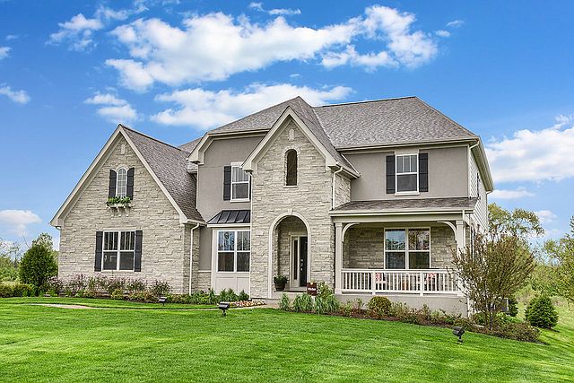 1st image of 158 Cardinal Dr