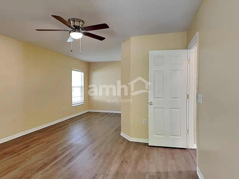 30450 Wrencrest Dr — Photo 15