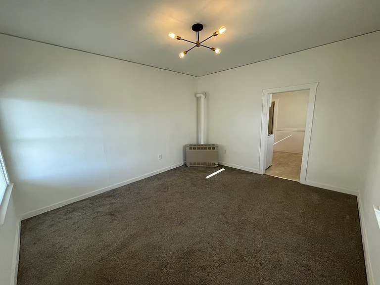 418 W Main St #2 — Photo 3